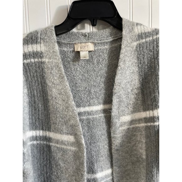 Loft Women's X-Small Grey White Stripe Fuzzy Open Front Cardigan Oversized - Picture 5 of 7